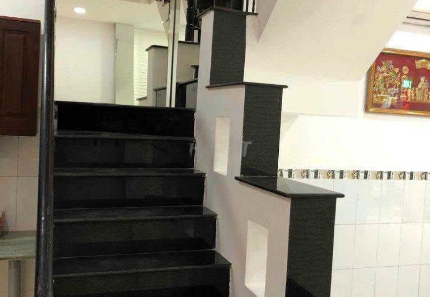 Cho thuê nhà kinh doanh mặt tiền đường ngay chợ Tân Mỹ, P. Tân Phú - Q7