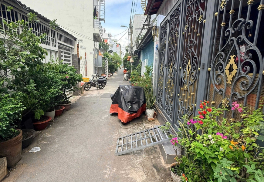 Địa chỉ : 15/57 đặng nhữ lâm, nhà bè, tphcm ( nay là hẻm 17/57, lộ giới 6m, xe hơi vào được )