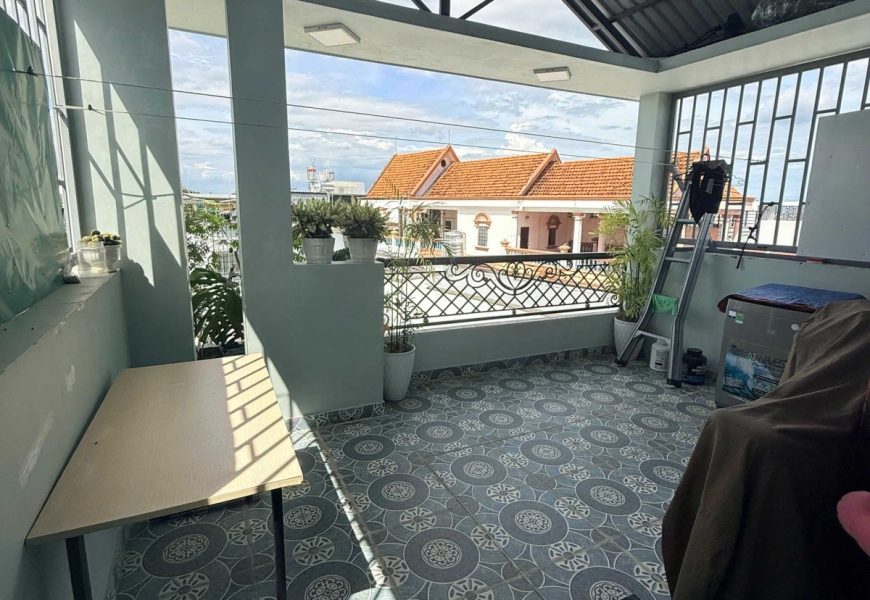 Địa chỉ : 15/57 đặng nhữ lâm, nhà bè, tphcm ( nay là hẻm 17/57, lộ giới 6m, xe hơi vào được )