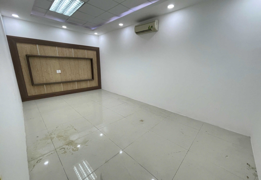 Cho thuê nhà phố mặt tiền D4 Ngô Thị Bì, KDC Him Lam