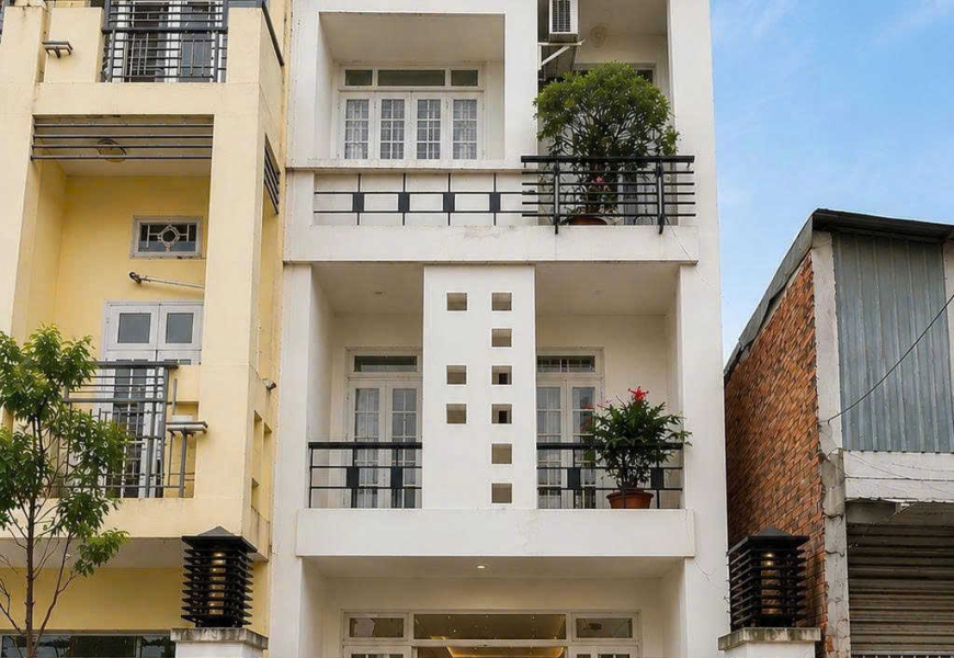 GIẢM GIÁ BÁN NHANH từ 15 tỷ còn 13,8 tỷ - CHÍNH CHỦ CẦN BÁN NHÀ HXH ĐƯỜNG 17, P.Tân Thuận Tây, Quận 7 (P . TÂN THUẬN)