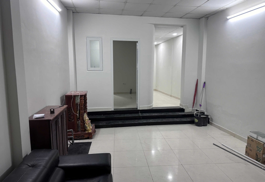 Giảm 1,5 tỷ..Giá mới 10,5 tỷ Bán nhà hẻm xe hơi 903 hoàng trọng Mậu,p Tân Hưng