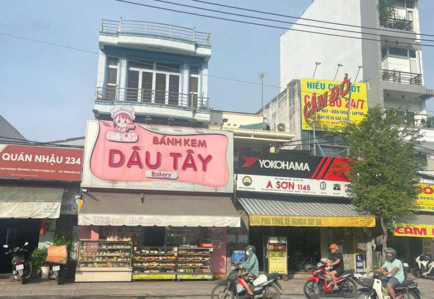 Cho thuê Nhà Mặt Tiền Kinh Doanh Đường Huỳnh Tấn Phát, Quận 7 - 5,5m x 17m - Gần Phú Mỹ Hưng