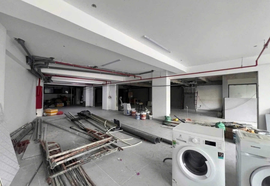 CHO THUÊ QUẬN 7 MẶT BẰNG KHỦNG MẶT TIỀN MAI VĂN VĨNH - NGANG 14m