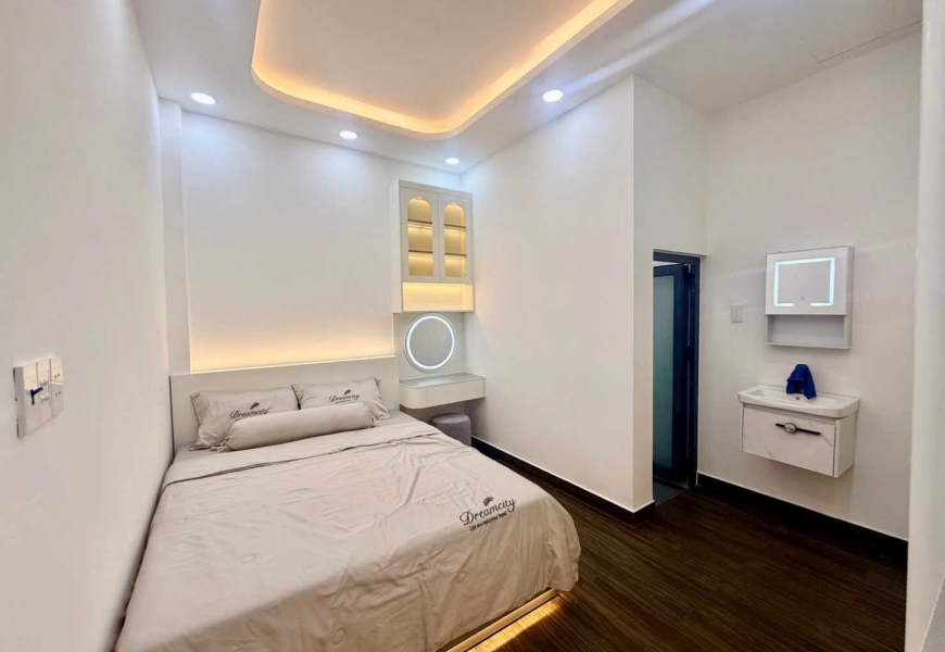 Nhà Phố Hẻm 1942 Xe Hơi Đường Huỳnh Tấn Phát, Nhà Bè - 4m x 14m5 - 5ty690TL - Cách Phú Mỹ Hưng 5Phút