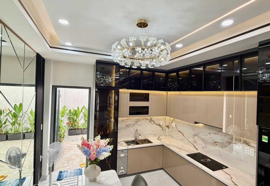 CHÍNH CHỦ BÁN NHÀ MỚI CAO CẤP – GẦN PHÚ MỸ HƯNG